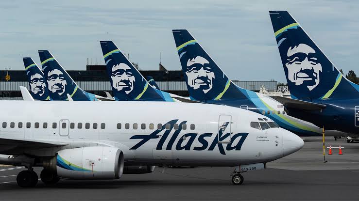 Alaska Airlines Flight Cancellation: Refund Rules and Policy